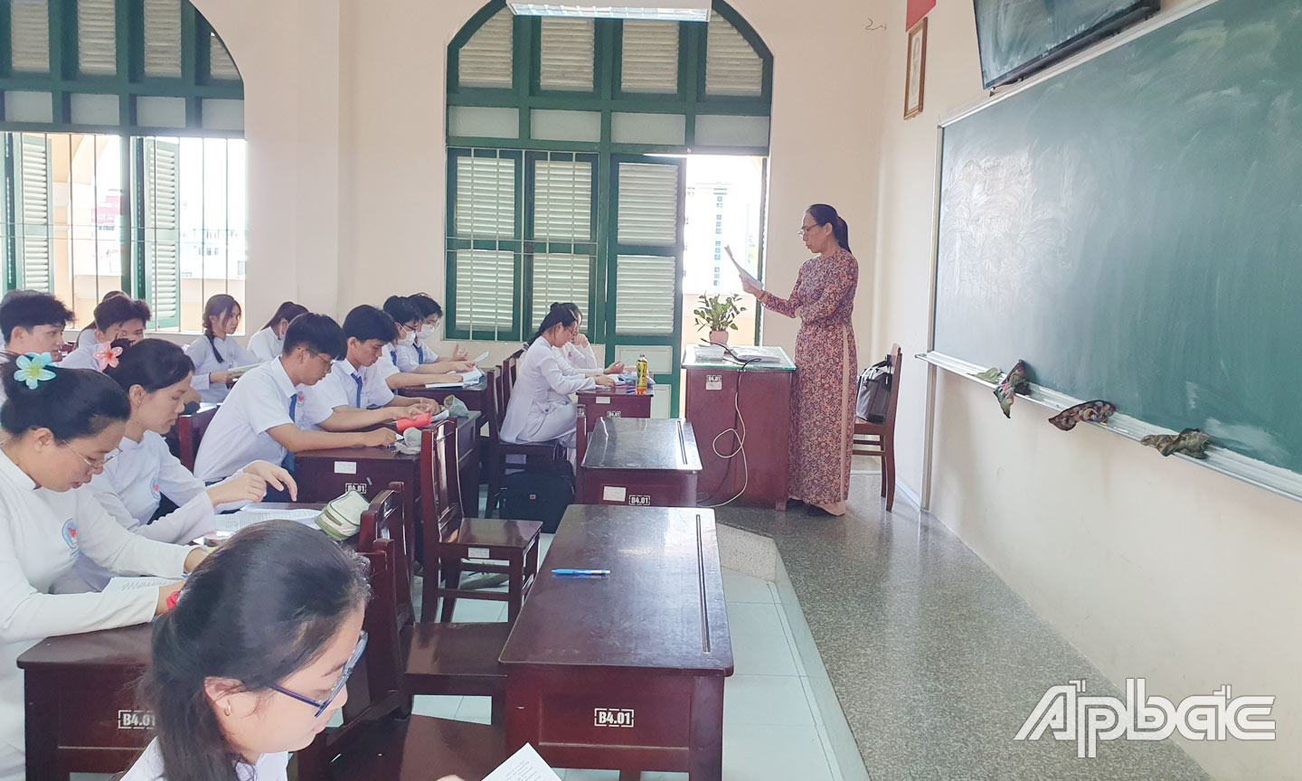 Học sinh học theo Chương trình Giáo dục phổ thông mới (ảnh chụp Trường THPT Nguyễn Đình Chiểu. TP. Mỹ Tho).