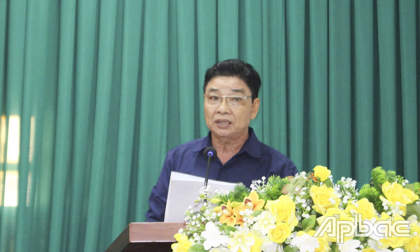 Đại biểu tham dự hội nghị phát biểu tham luận, thảo luận, trao đổi các vấn đề liên quan đến công tác tuyên giáo.