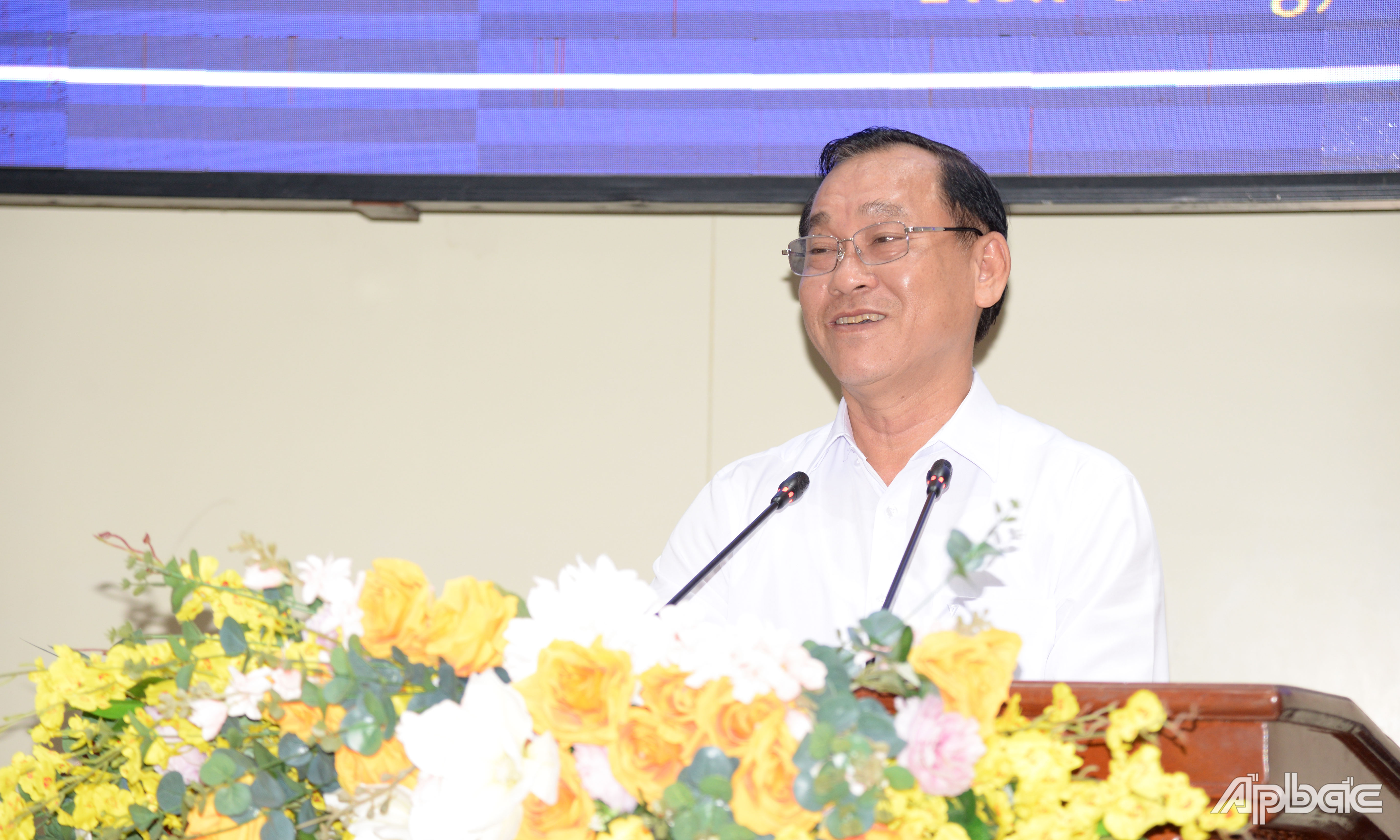 Đồng chí Nguyễn Văn Vĩnh phát biểu kết luận hội nghị.