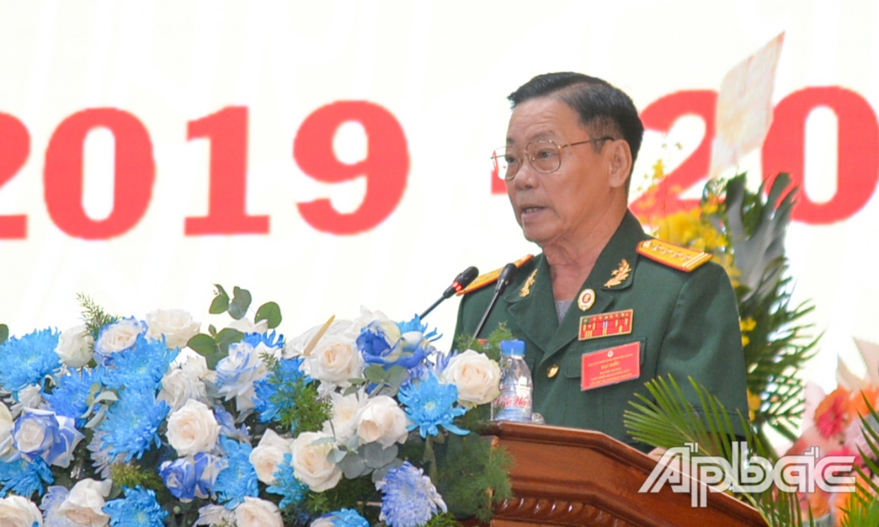 Đại tá Phan Hùng Mãnh, Chủ tịch Hội CCB tỉnh Tiền Giang phát biểu tại Đại hội.