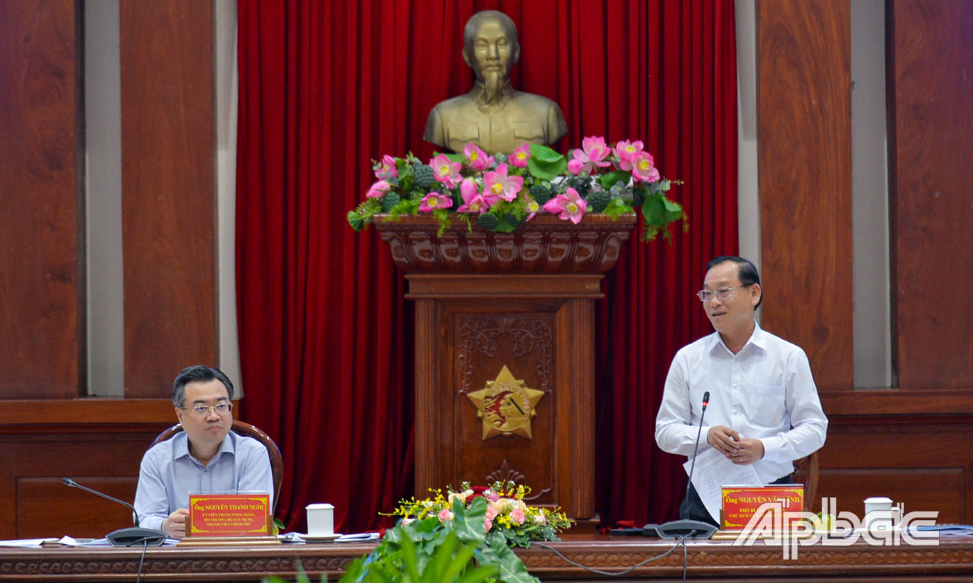 Đồng chí Nguyễn Văn Vĩnh, Phó Bí thư Tỉnh ủy, Chủ tịch UBND tỉnh Tiền Giang phát biểu tại buổi làm việc.