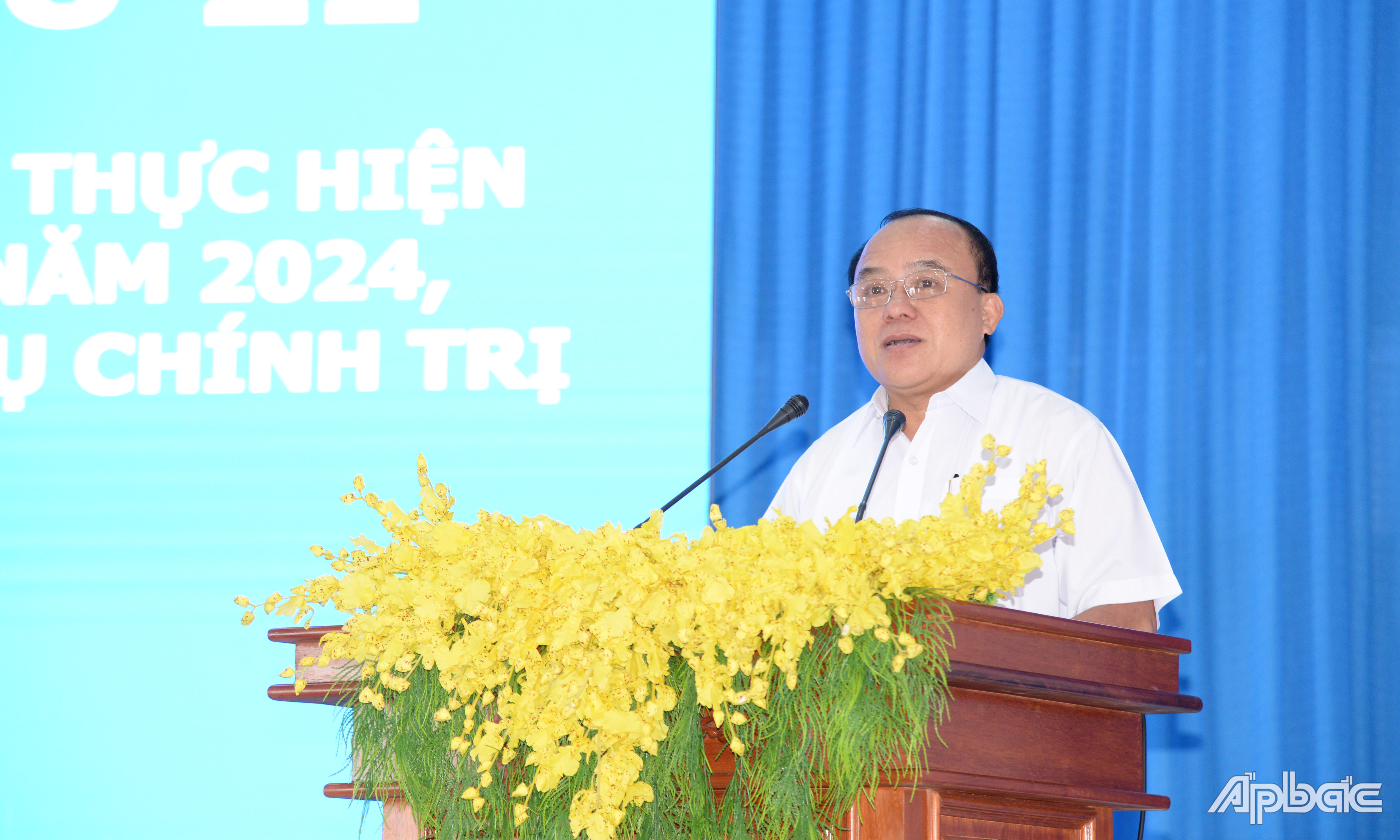 Đồng chí Nguyễn Chí Trung phát biểu chỉ đạo hội nghị.