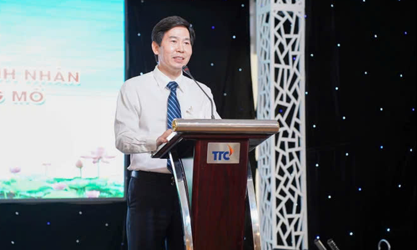 PGS-TS-BS Lâm Việt Trung, Phó Giám đốc Bệnh viện Chợ Rẫy phát biểu tại hội thảo.