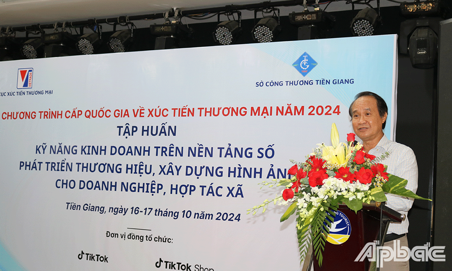 Giám đốc Sở Công thương Tiền Giang Lưu Văn Phi phát biểu tại Khoá tập huấn