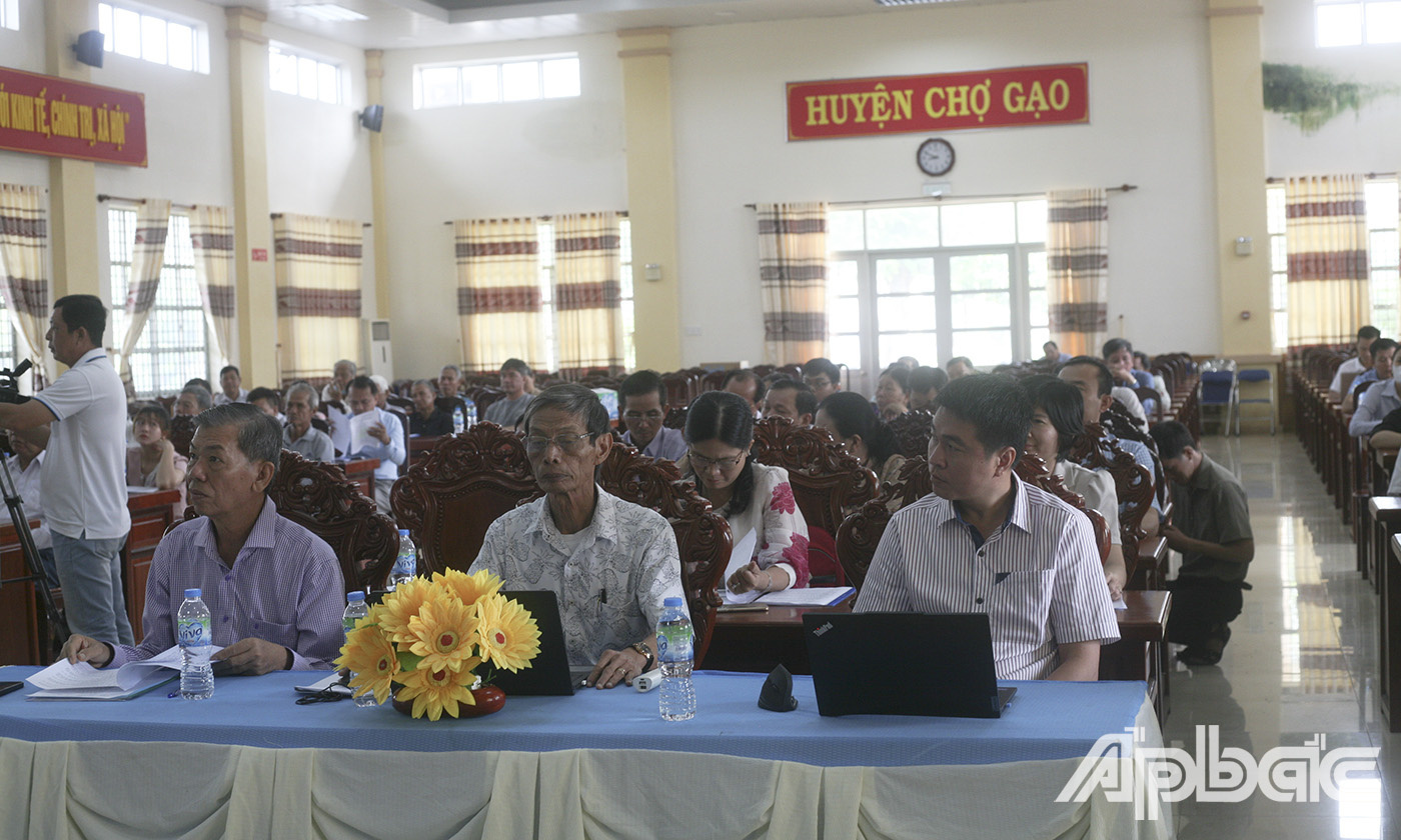Quang cảnh buổi hội thảo.