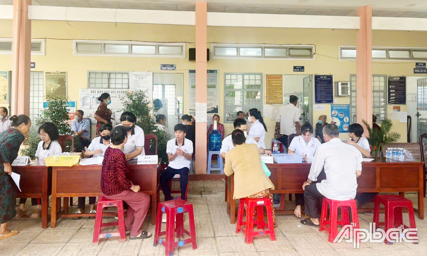 Thực hiện đề án chăm sóc sức khỏe NCT, nhiều địa phương đã làm tốt công tác khám sức khỏe định kỳ và lập hồ sơ theo dõi sức khỏe NCT 