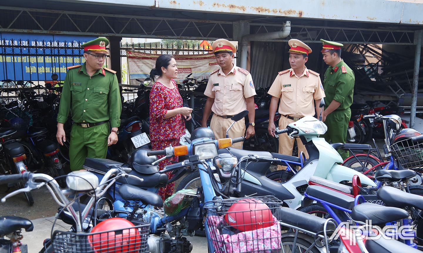 Kiểm tra bãi xe THPT Nam Kỳ Khởi Nghĩa.