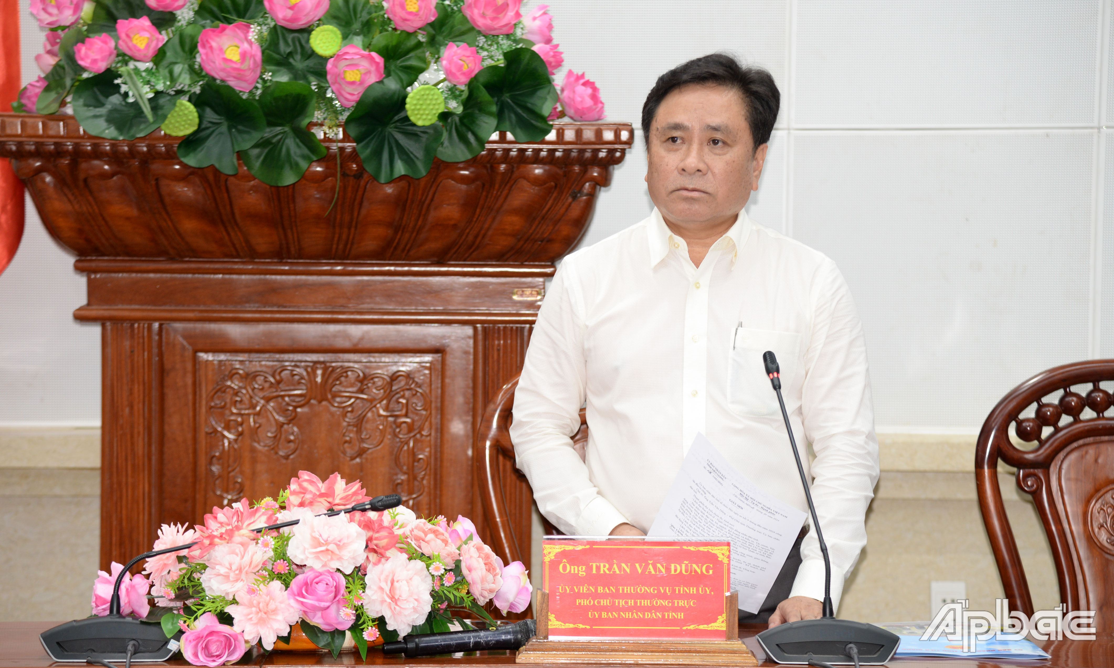 Đồng chí Trần Văn Dũng phát biểu kết luận hội nghị.