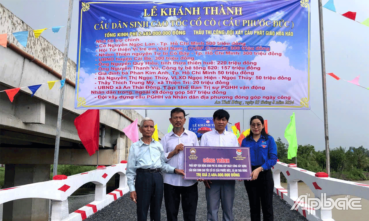 Khánh thành cầu Phước Đức, xã An Thái Đông, huyện Cái Bè.