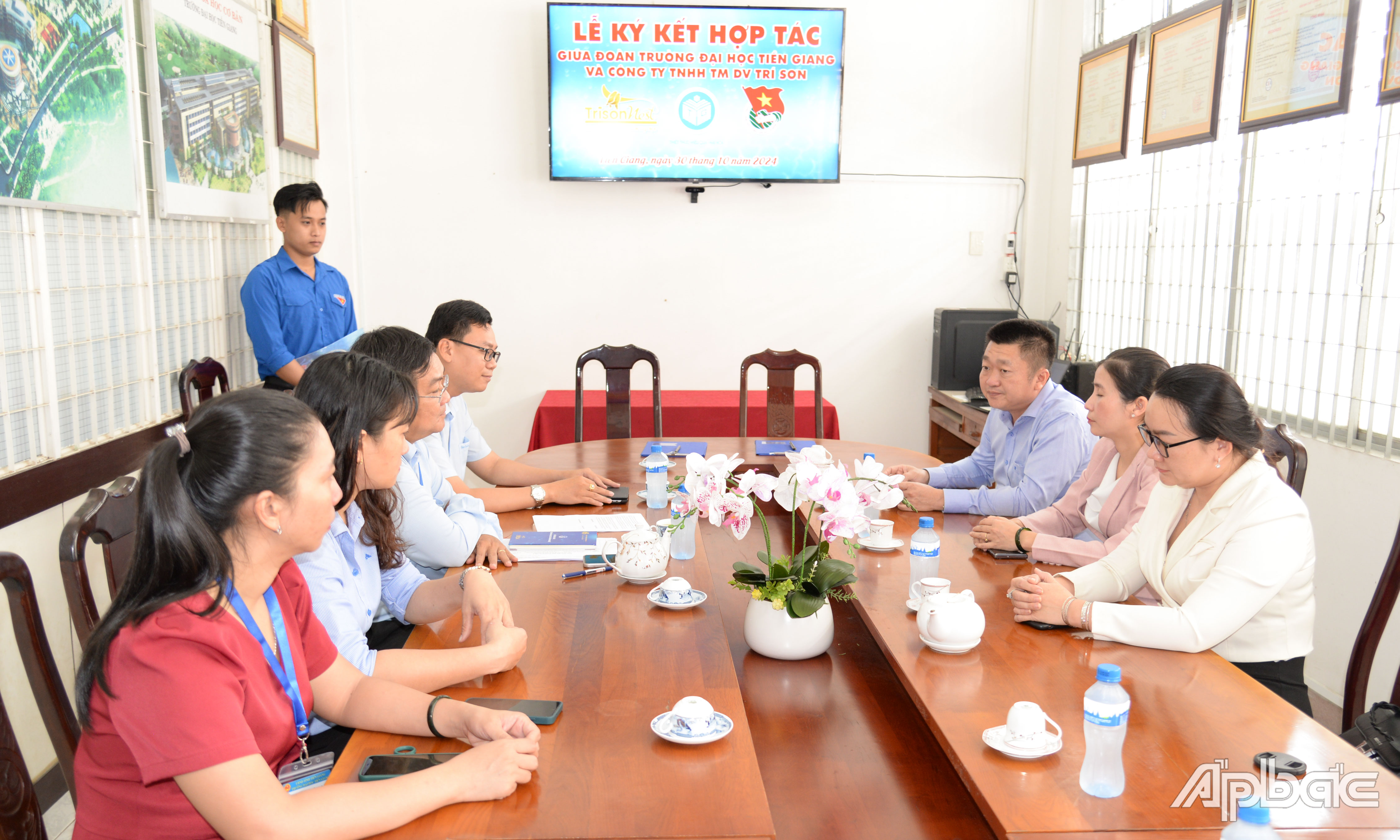 Quang cảnh Lễ ký kết.