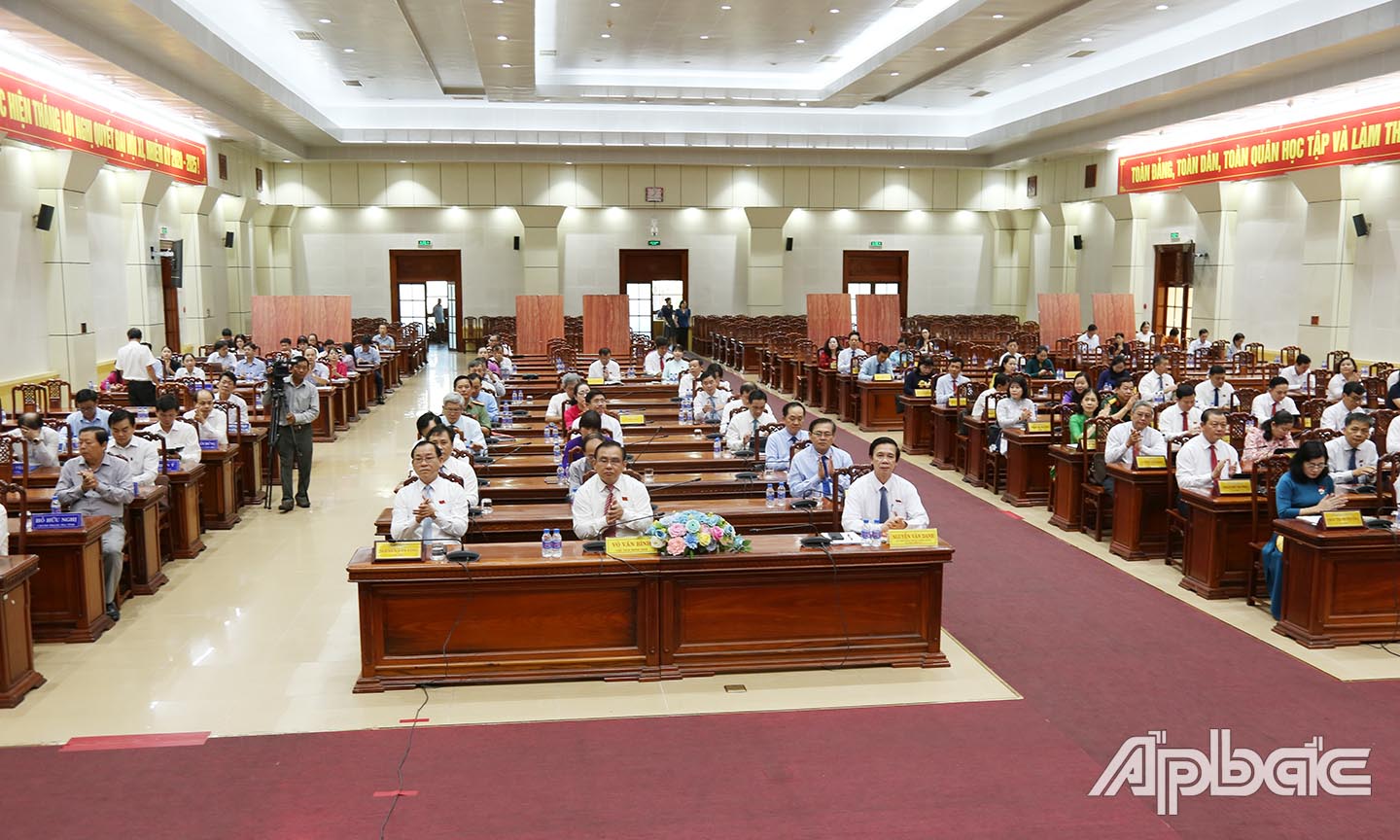 Quang cảnh Kỳ họp