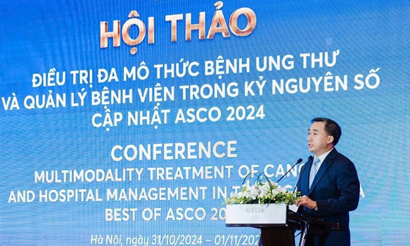 GS, TS Trần Văn Thuấn, Thứ trưởng Bộ Y tế chia sẻ tại hội thảo. Ảnh: Hà Trần 