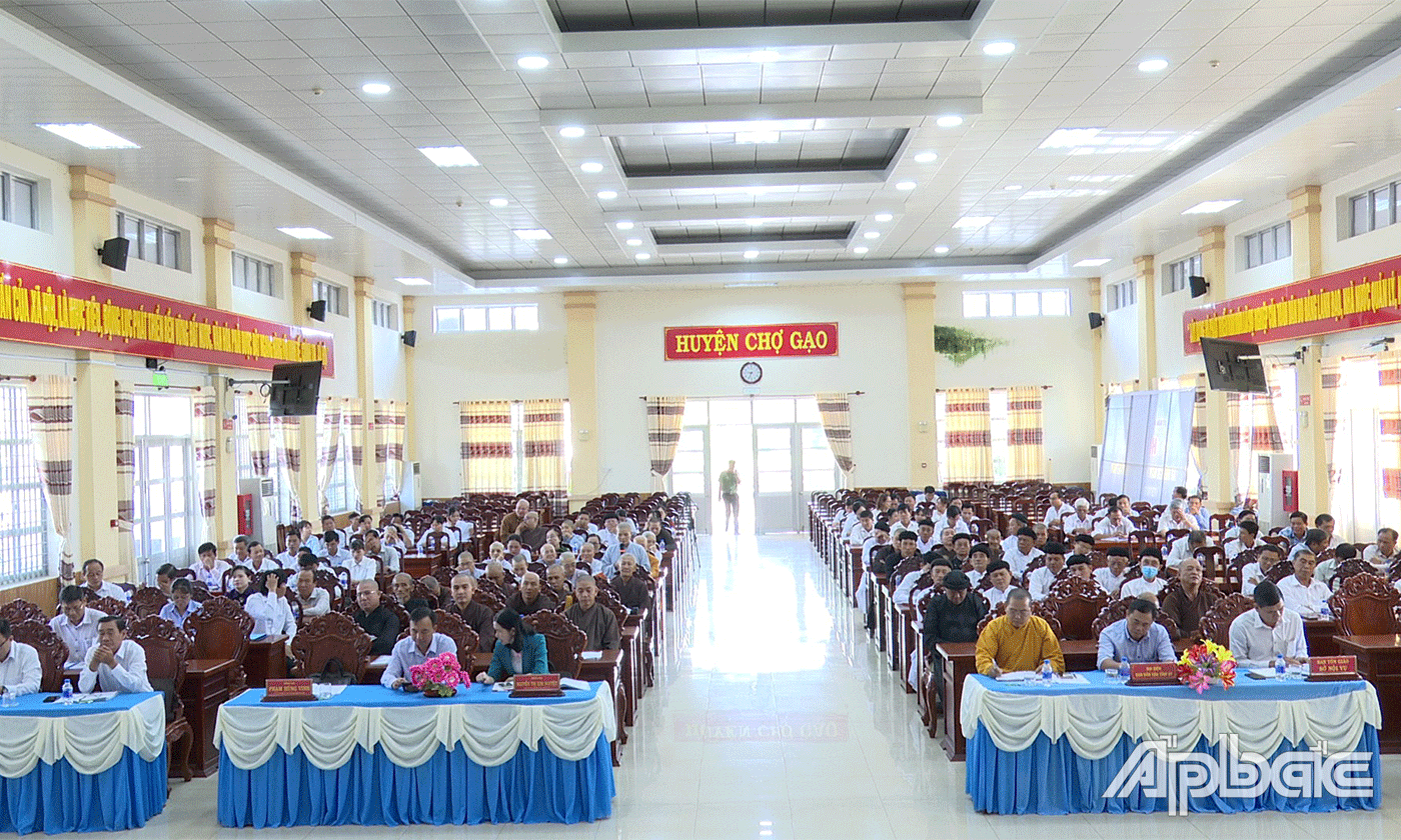 Đại biểu dự buổi đối thoại.
