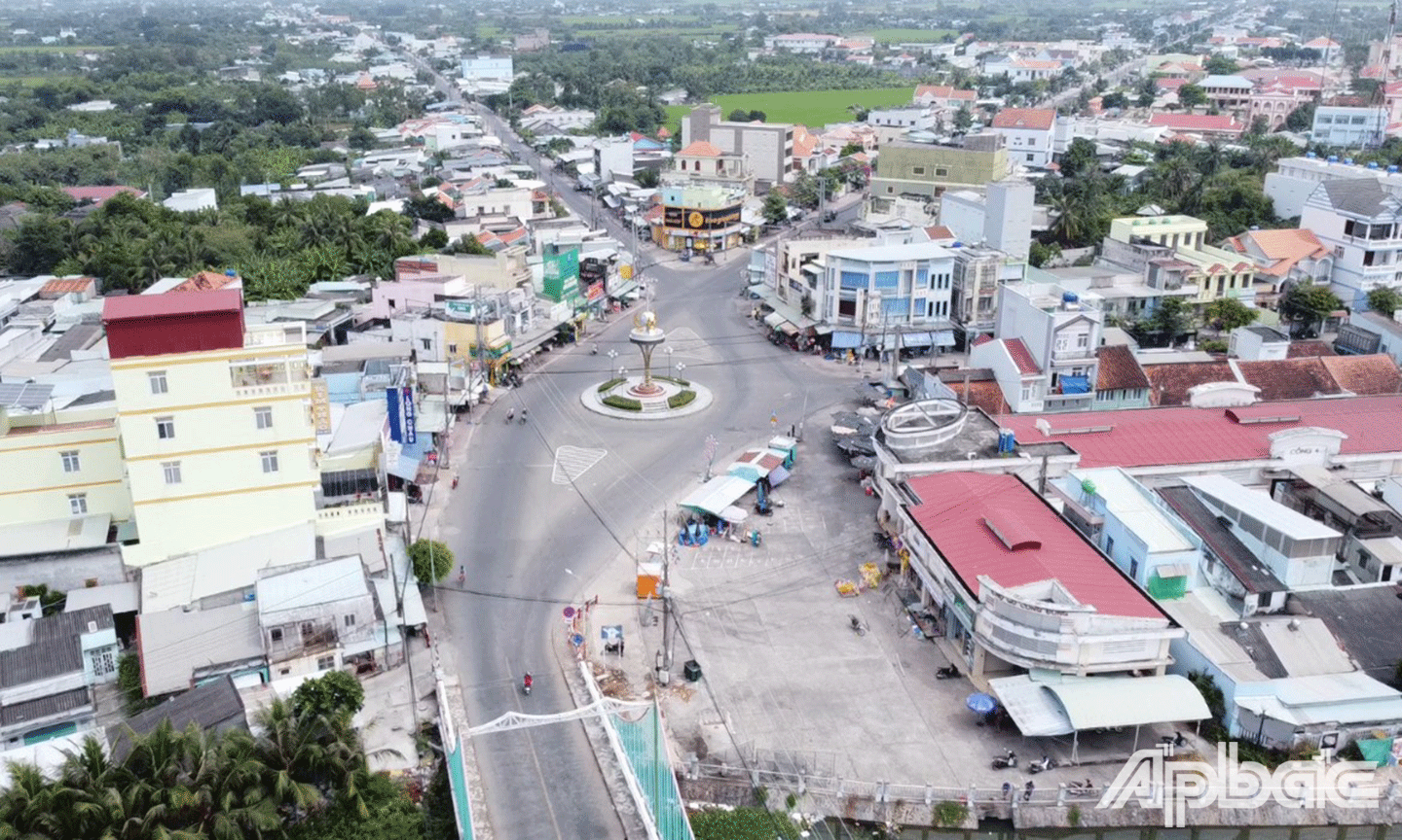 Việc đầu tư đồng bộ vào cơ sở hạ tầng đã mang lại kết quả tích cực trong phát triển kinh tế nông thôn, làm thay đổi toàn diện đời sống người dân. 
