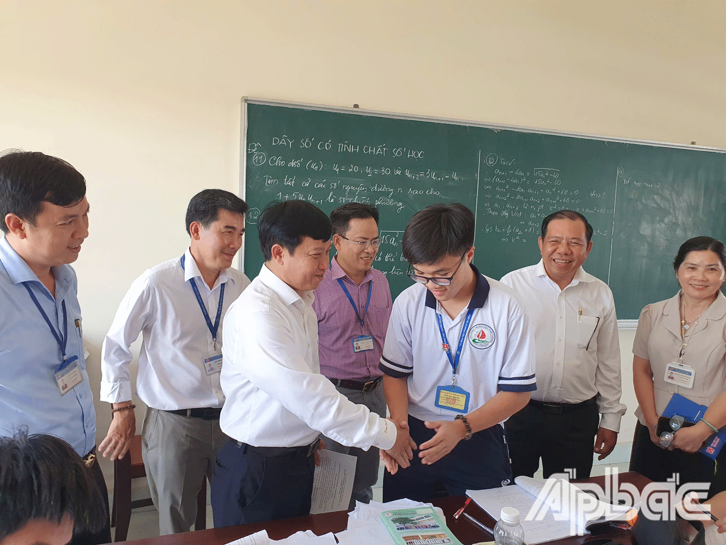Học sinh của các Đội tuyển học sinh giỏi quốc gia của tỉnh Tiền Giang ở 9 bộ môn đang quyết tâm ôn luyện để mang vinh quang về cho tỉnh nhà trong Kỳ thi học sinh giỏi quốc gia năm học 2024 - 2025