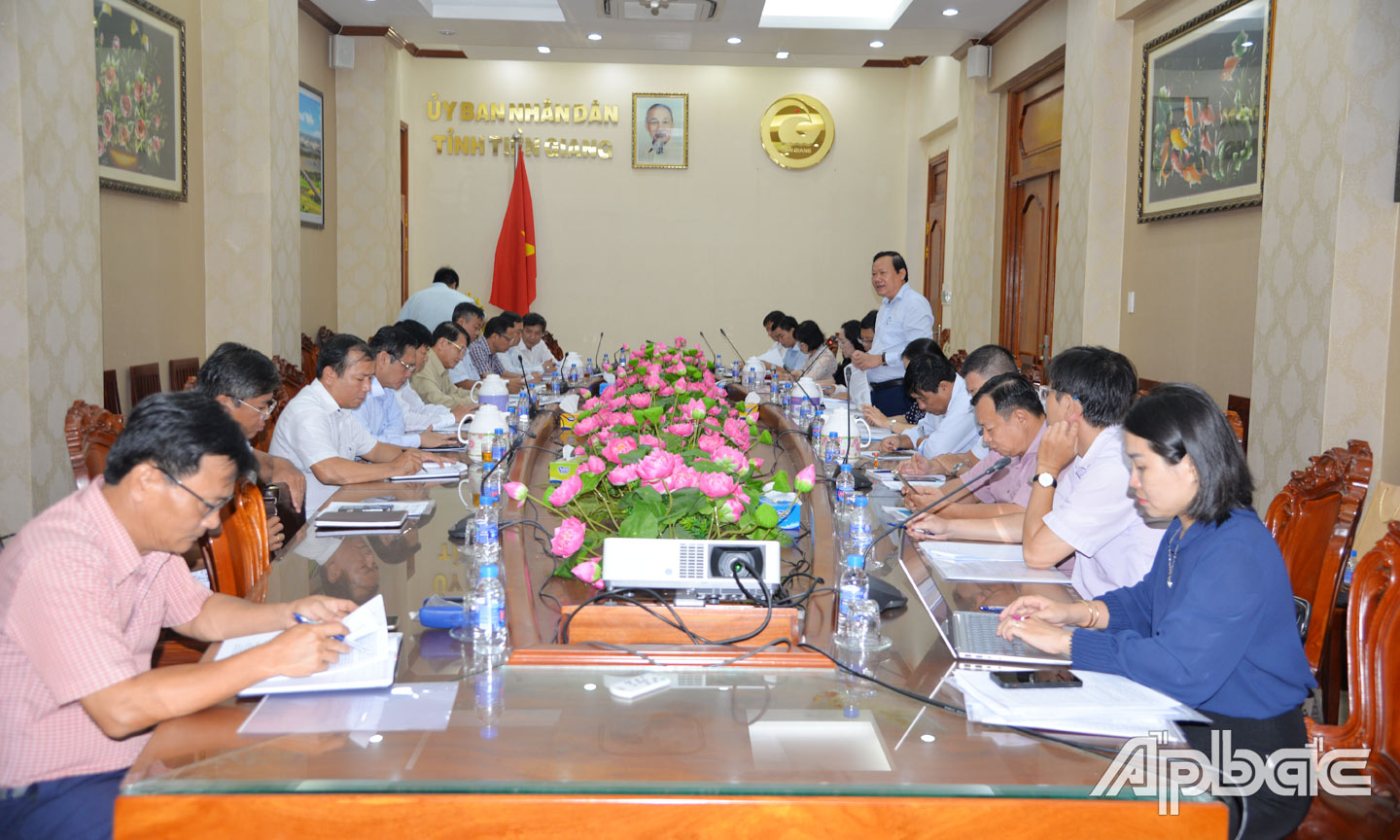 Đoàn giám sát HĐND tỉnh Tiền Giang làm việc với UBND tỉnh Tiền Giang về tình hình thực hiện chính sách, pháp luật quy hoạch sử dụng đất gắn với việc mời gọi các dự án đầu tư trên địa bàn tỉnh.