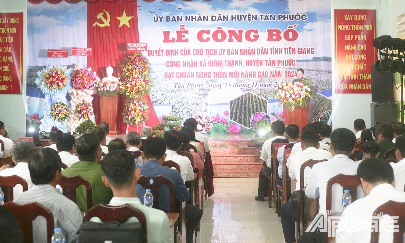 Quang cảnh buổi lễ.