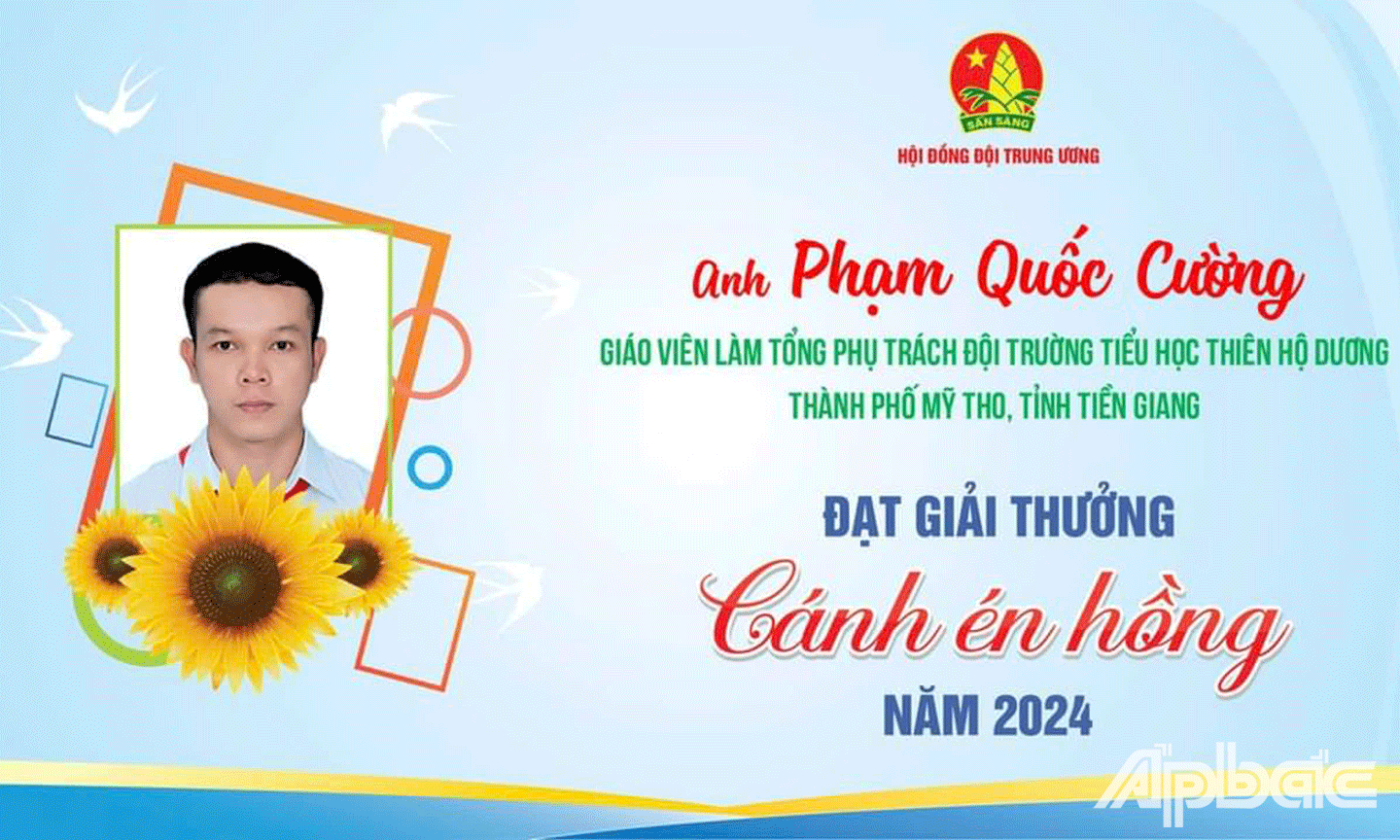 thầy Phạm Quốc Cường, Tổng phụ trách Đội Trường Tiểu học Thiên Hộ Dương (TP. Mỹ Tho, tỉnh Tiền Giang).