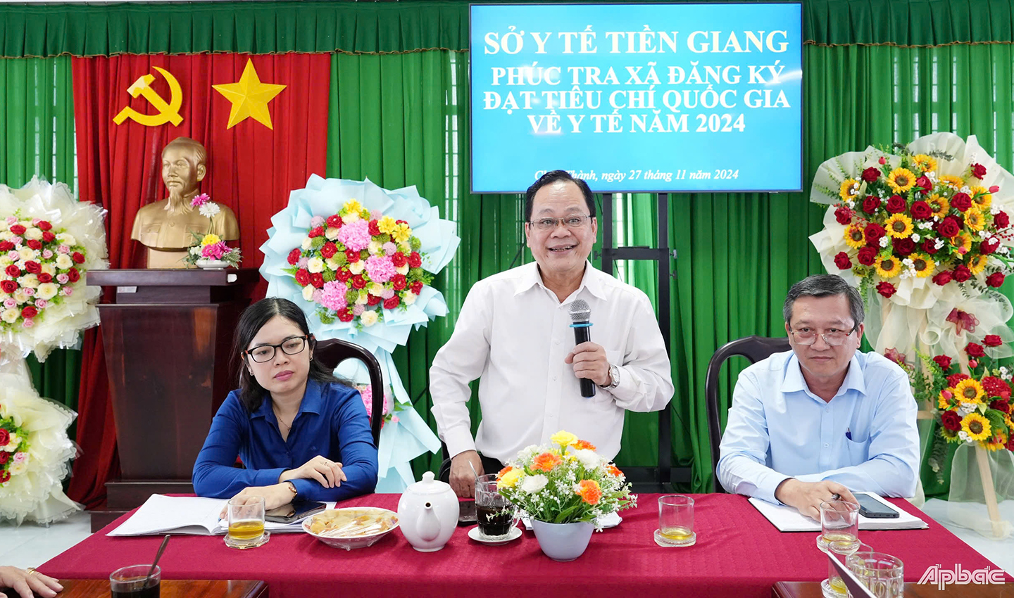 BSCK2 Nguyễn Thanh Linh (phát biểu)cùng đồng chí Trần Huỳnh Hoàng Ngâu (bìa trái), Phó Chủ tịch UBND huyện Châu Thành và bác sĩ  Nguyễn Văn Khai, Giám đốc Trung tâm y tế huyện chủ trì buổi kiểm tra