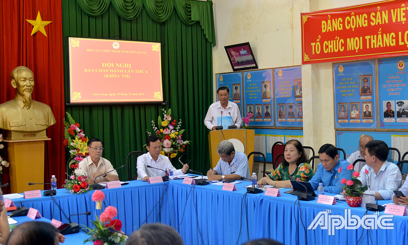 Đại biểu phát biểu tại hội nghị.