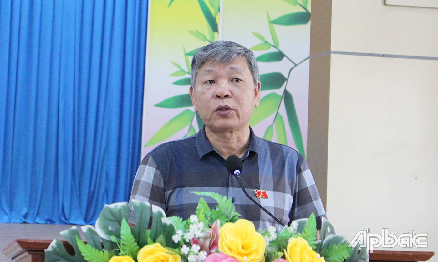 ĐBQH Nguyễn Hoàng Mai trả lời kiến nghị của cử tri.