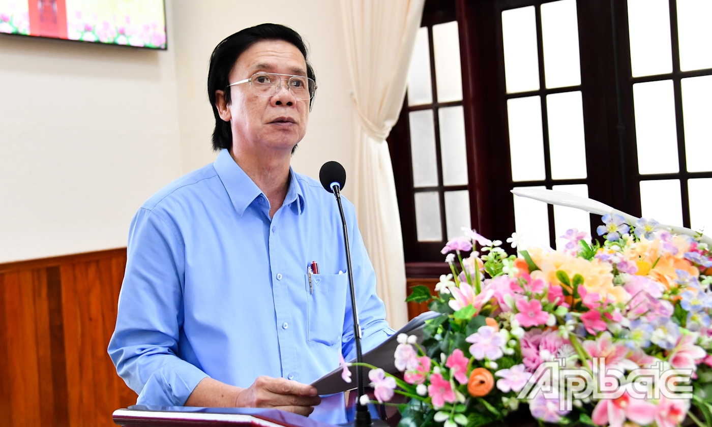 Đồng chí Nguyễn Văn Danh phát biểu tại hội nghị.