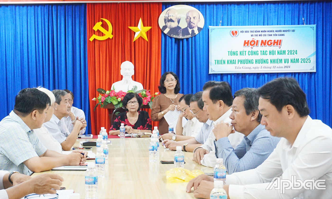 Quang cảnh hội nghị. 