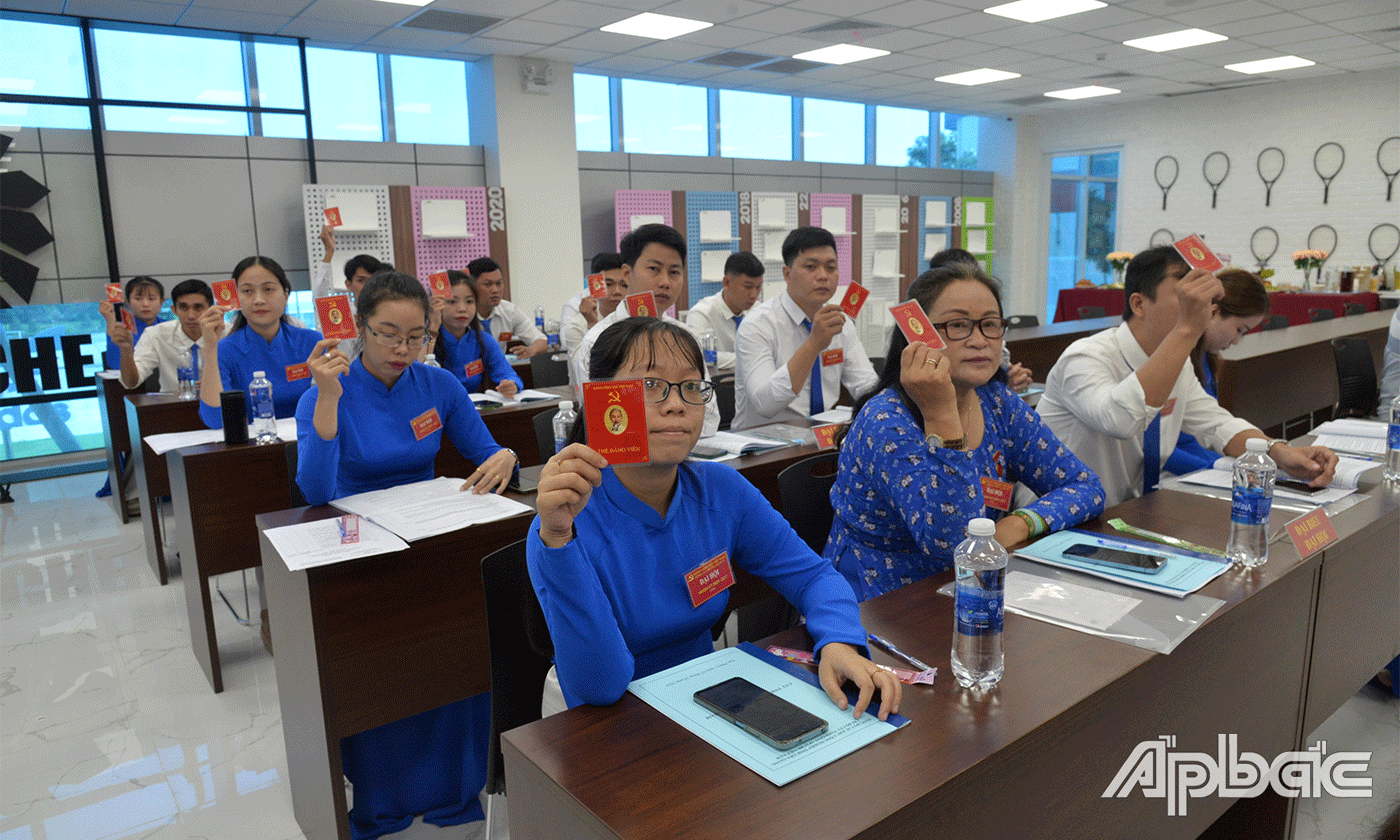 Đến nay, 12/12 chi bộ trực thuộc Đảng bộ Các khu công nghiệp đã hoàn thành việc tổ chức Đại hội chi bộ nhiệm kỳ 2025 – 2027.