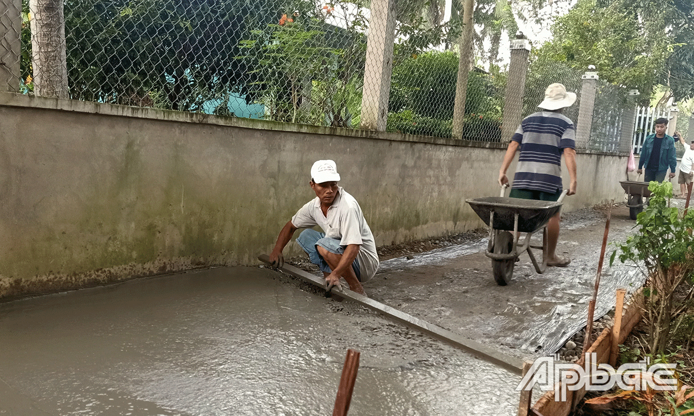 Các tuyến đường trên địa bàn huyện được đầu tư.