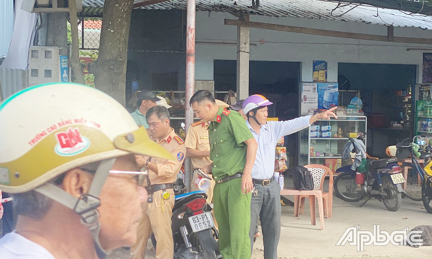 Các cơ quan chức năng kiểm tra video điều tra nguyên nhân vụ việc.