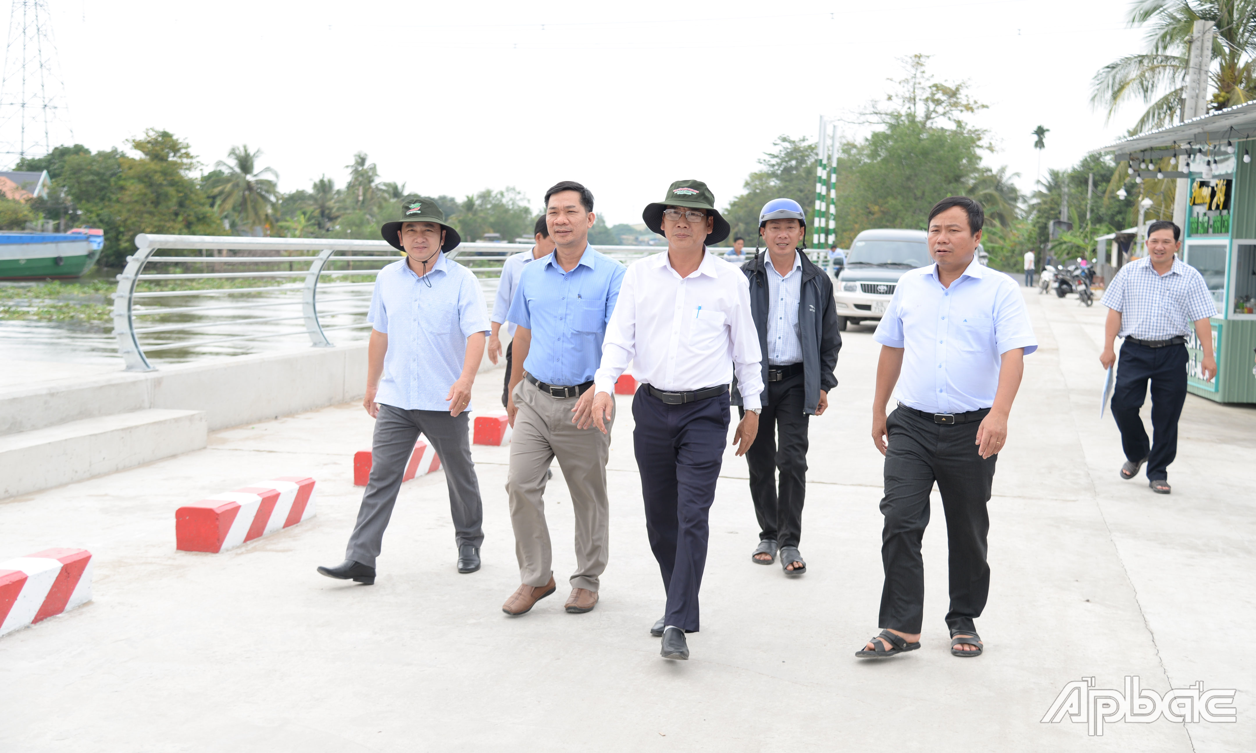 Nghiệm thu gói thầu thi công đoạn 5, 8 do Công ty cổ phần Đầu tư và Xây dựng 40 thi công.
