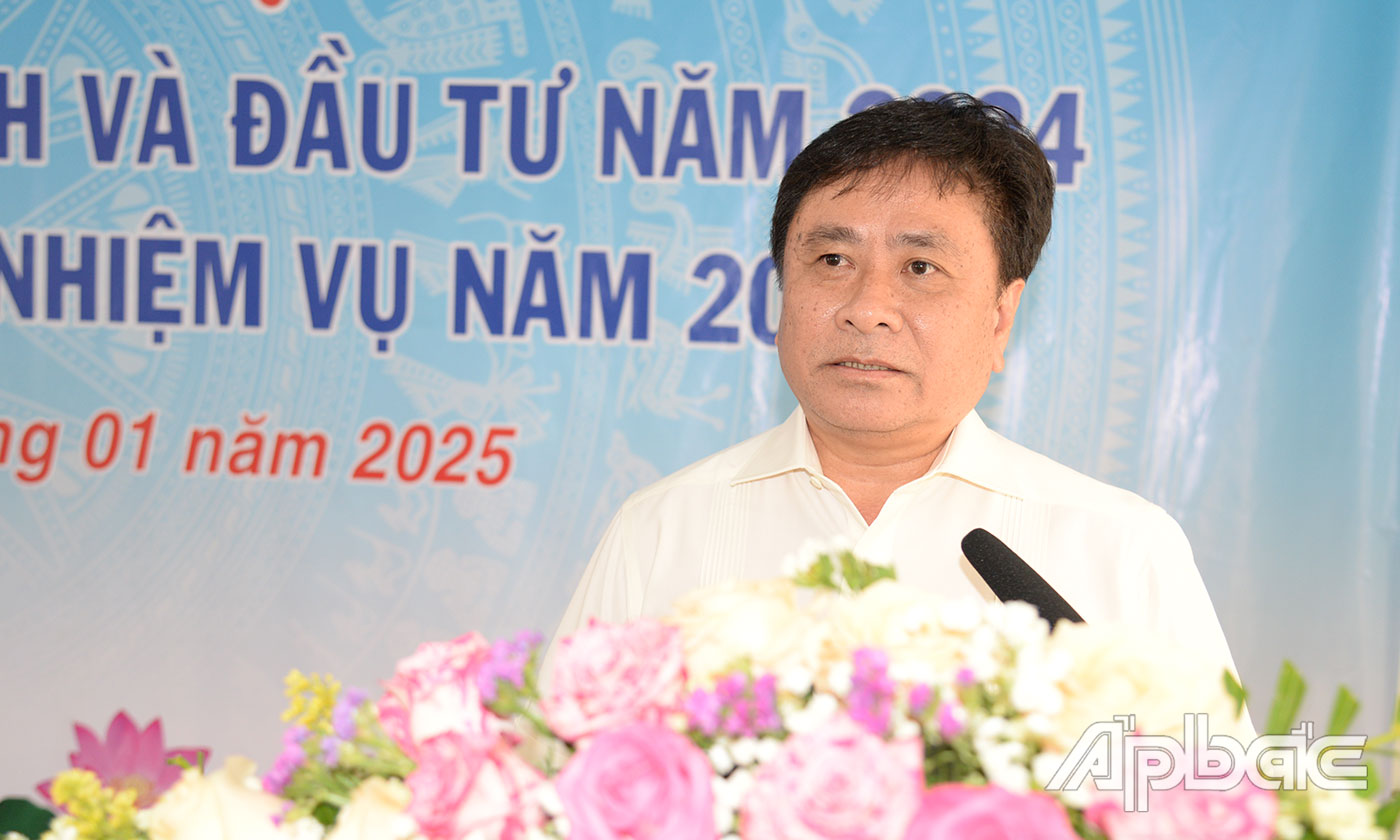 Đồng chí Trần Văn Dũng phát biểu chỉ đạo hội nghị.