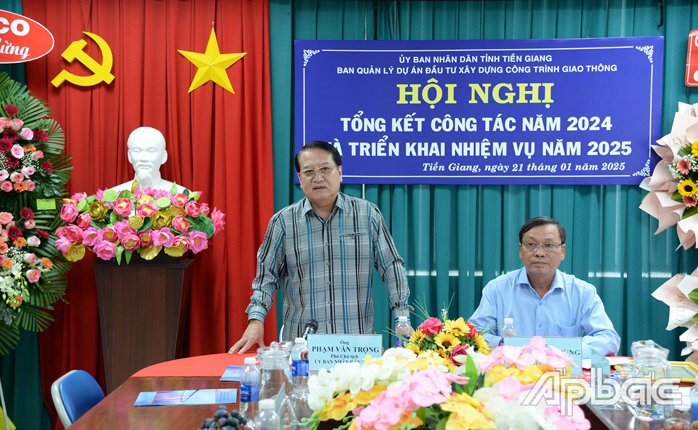 Đồng chí Phạm Văn Trọng phát biểu chỉ đạo hội nghị.