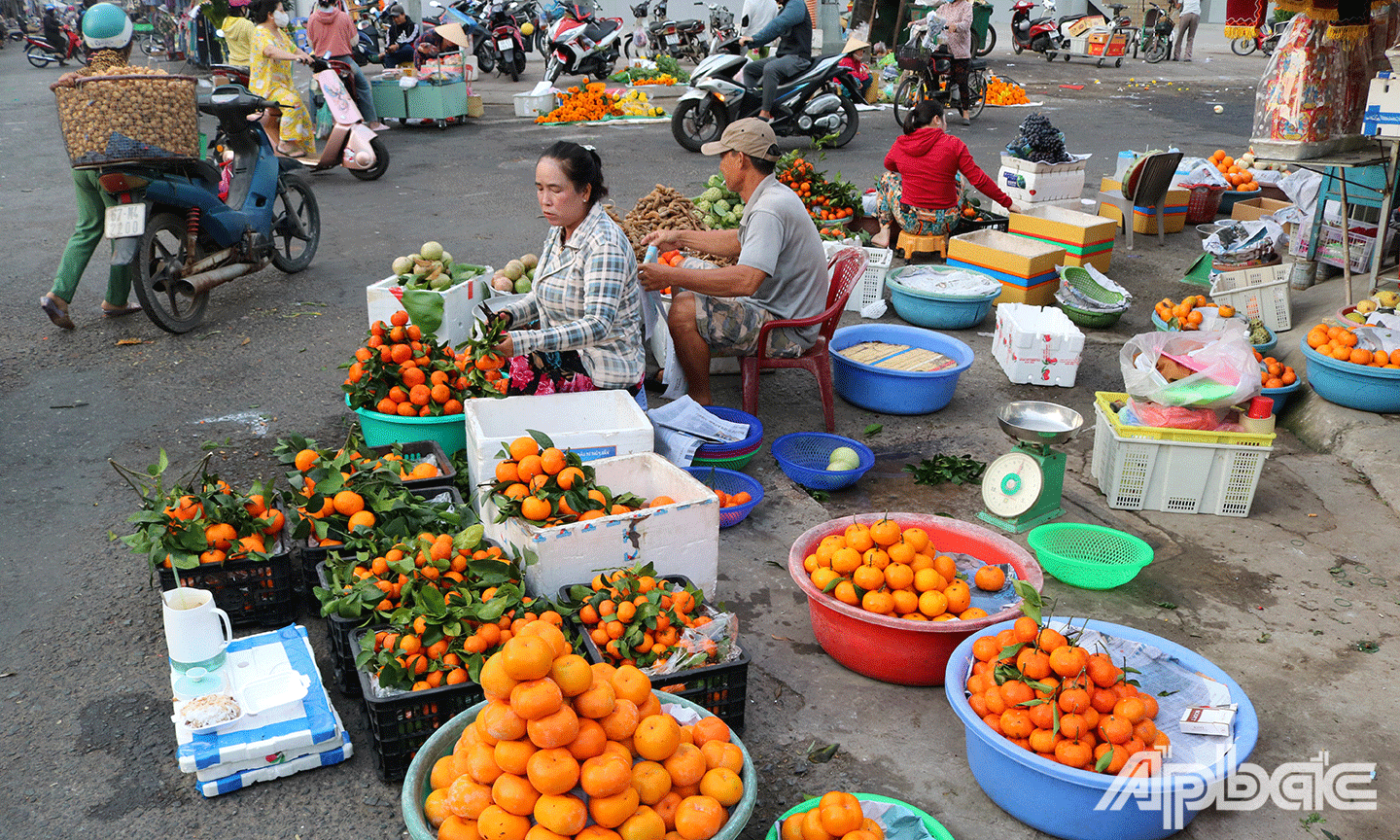 Hàng hoá tại chợ khá dồi dào, nhưng sức mua vẫn chưa cao