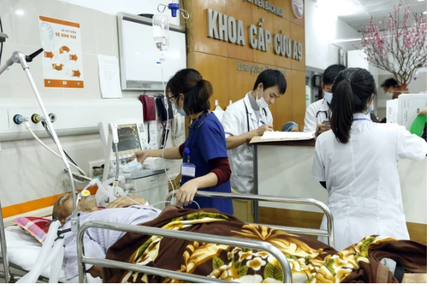 Trong những ngày nghỉ tết, các bệnh viện đã ứng trực đầy đủ để sẵn sàng phục vụ người bệnh.