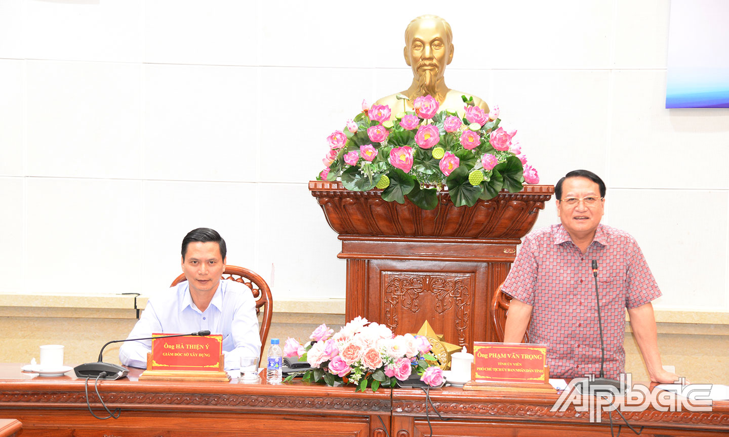 Đồng chí Phạm Văn Trọng phát biểu chỉ đạo hội nghị.
