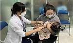 Khẩn trương đẩy nhanh chiến dịch tiêm vaccine sởi mới có thể ngăn chặn dịch