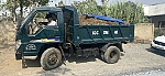Xử lý 2 xe chở đất mặt ruộng vi phạm