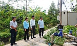 Phó Chủ tịch UBND tỉnh Tiền Giang Phạm Văn Trọng kiểm tra công tác phòng, chống hạn, mặn tại xã Ngũ Hiệp