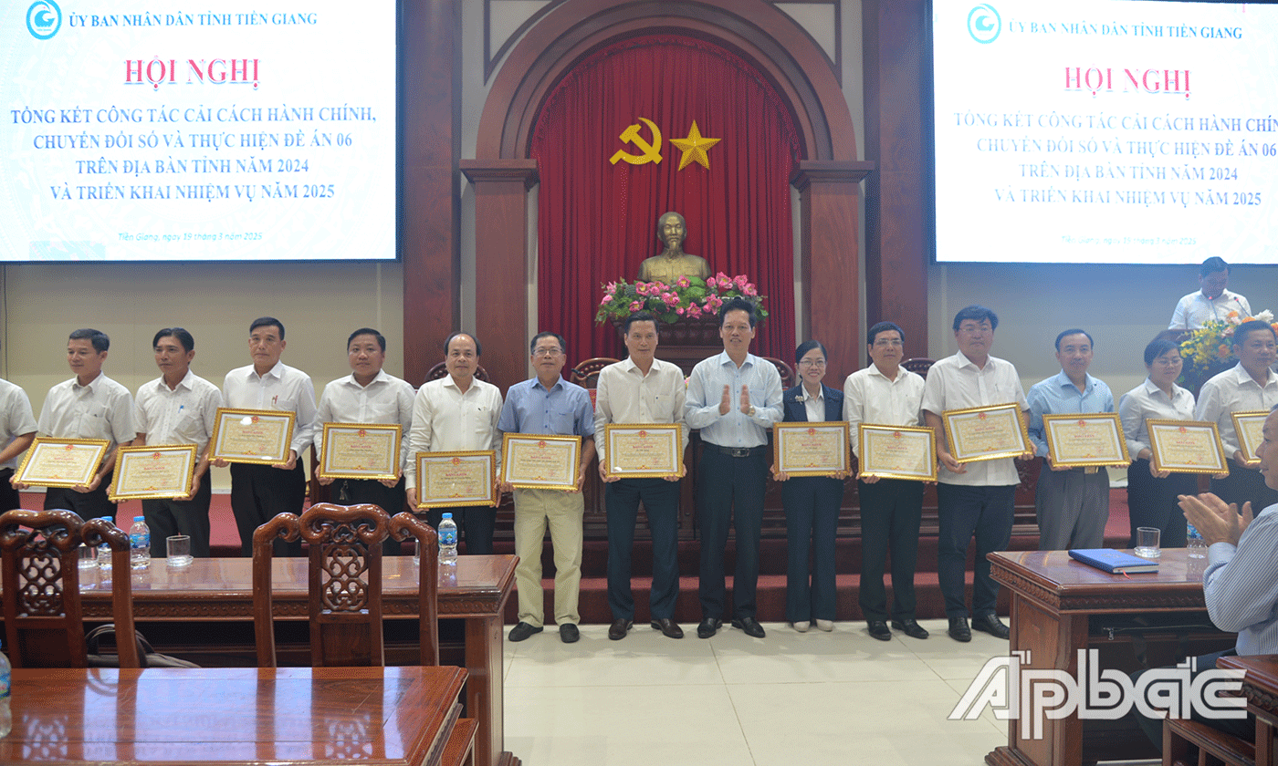Tiền Giang: Thực hiện cải cách hành chính, chuyển đổi số và Đề án 06 đạt kết quả tốt