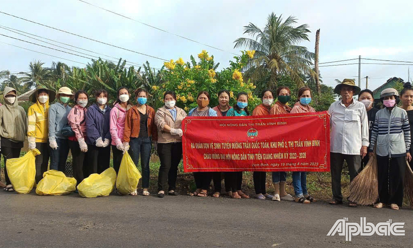 HND Thị trấn chung tay vệ sinh, bảo vệ môi trường xanh - sạch - đẹp