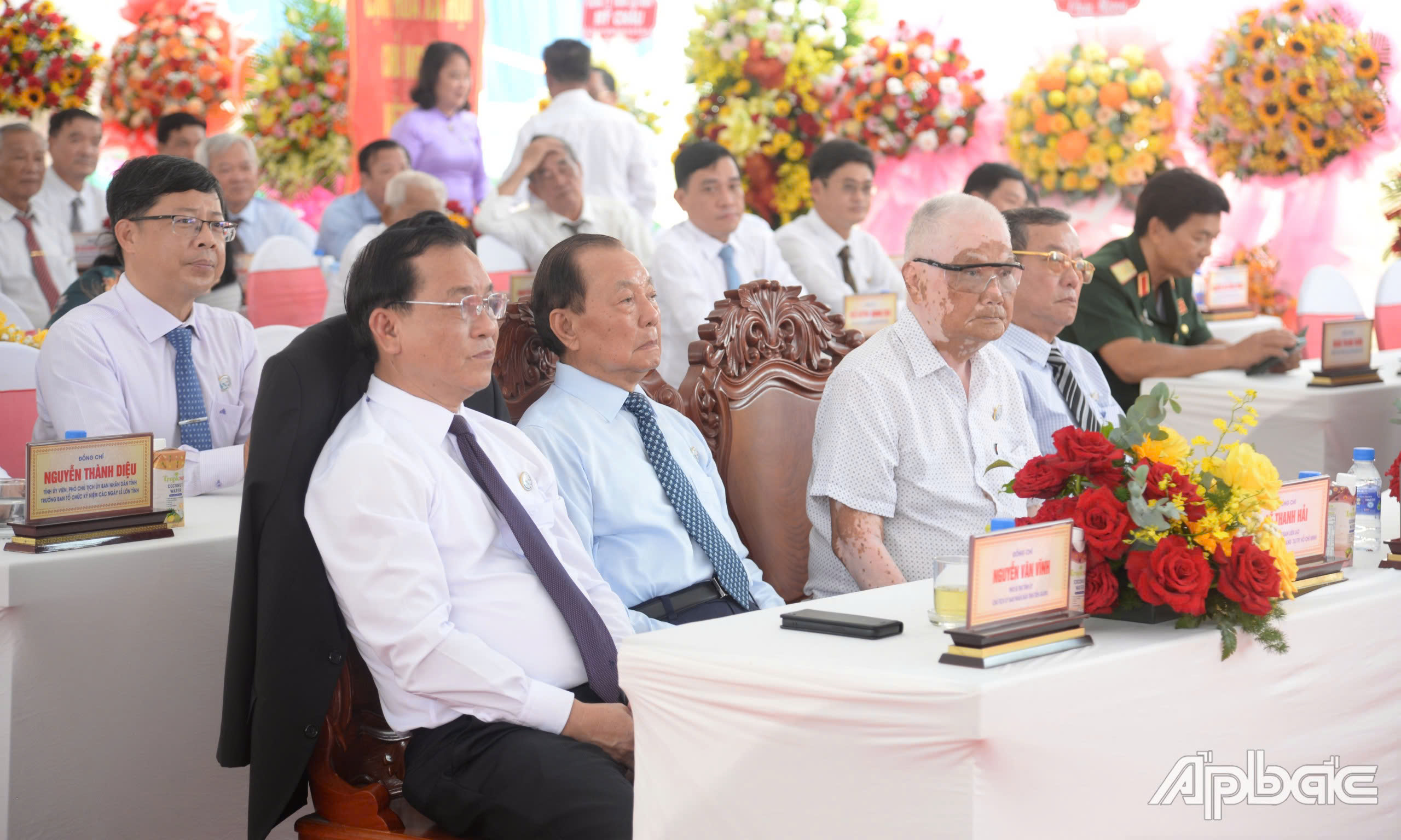 Đại biểu tham dự 