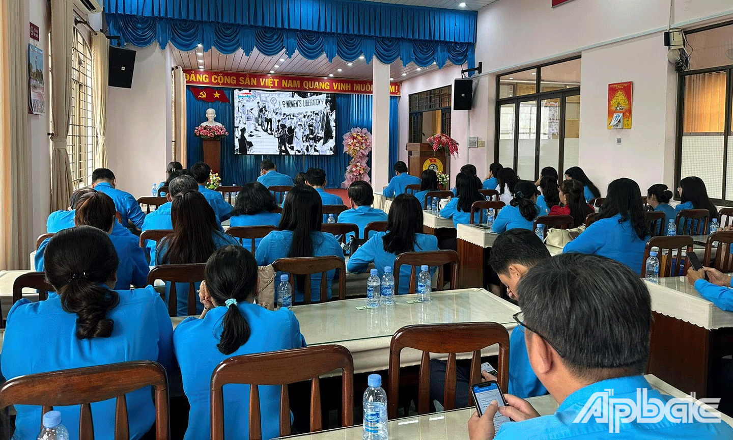 Quang cảnh buổi họp mặt