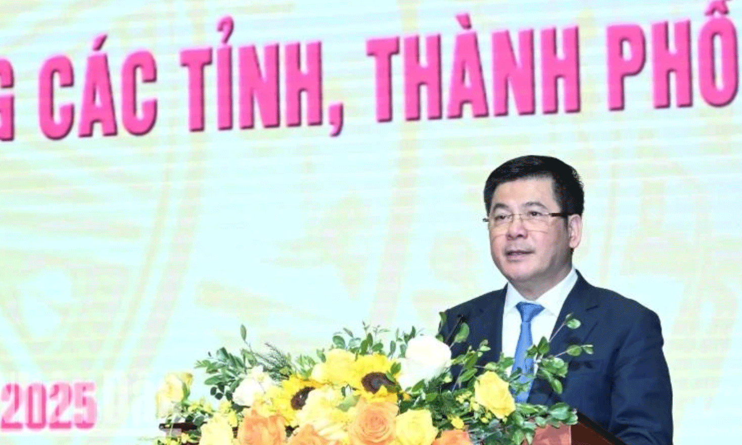 Bộ trưởng Công thương Nguyễn Hồng Diên phát biểu tại hội nghị. (Ảnh: KIM DUNG)
