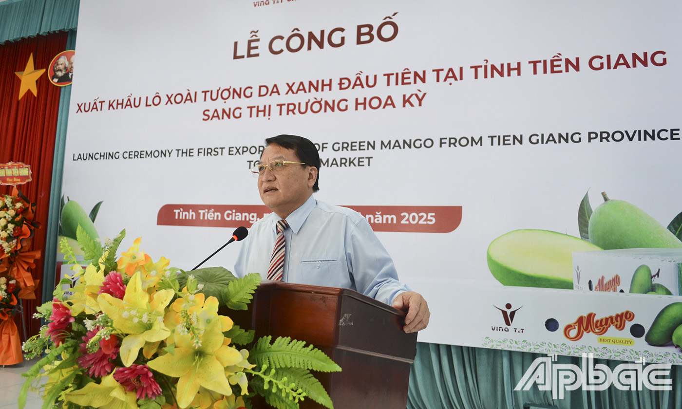 Phó Chủ tịch UBND tỉnh Tiền Giang Phạm Văn Trọng phát biểu tại buổi lễ.