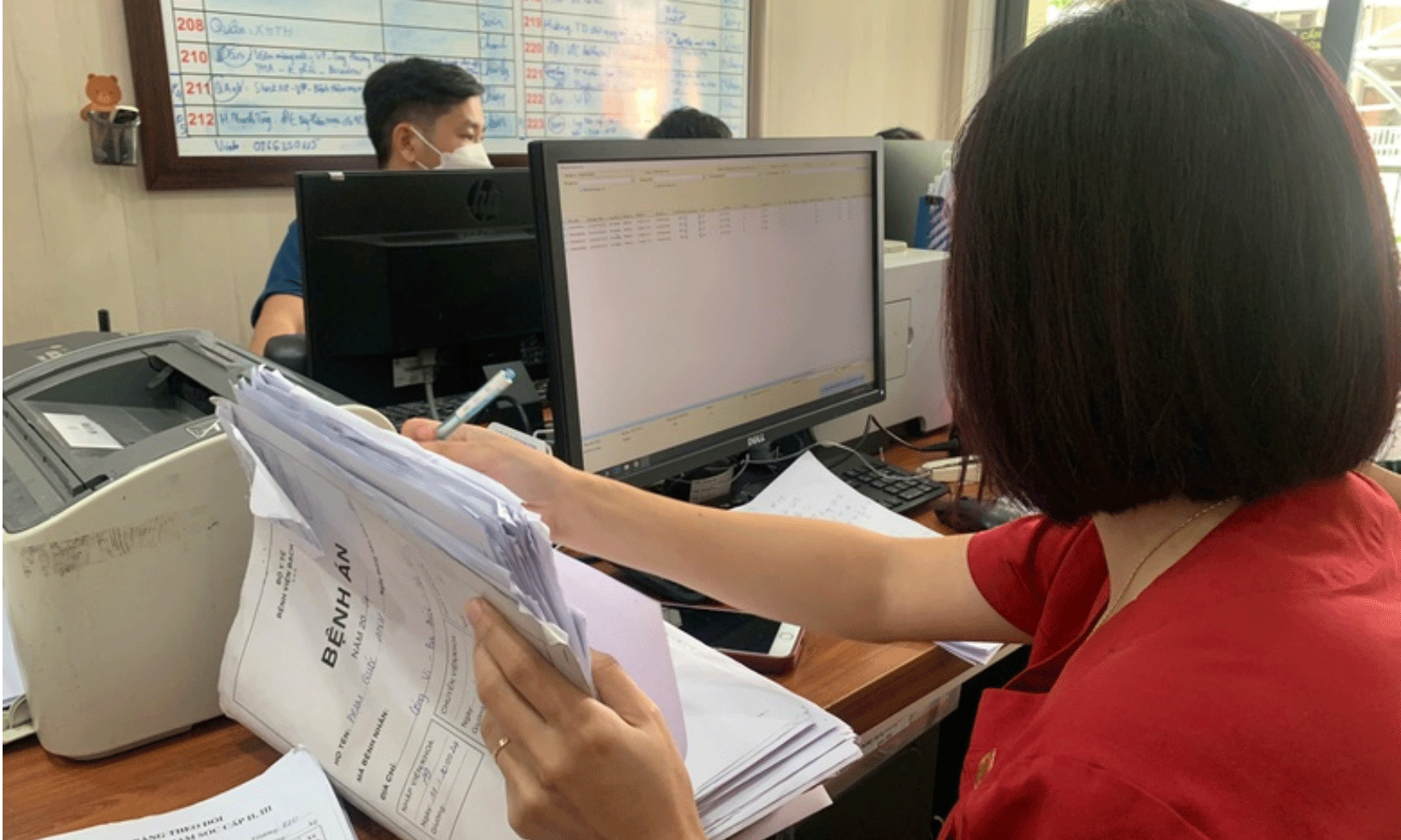 Triển khai bệnh án điện tử được xác định đây là một trong những nhiệm vụ trọng tâm trong chiến lược chuyển đổi số của ngành Y tế - Ảnh: VGP/HM