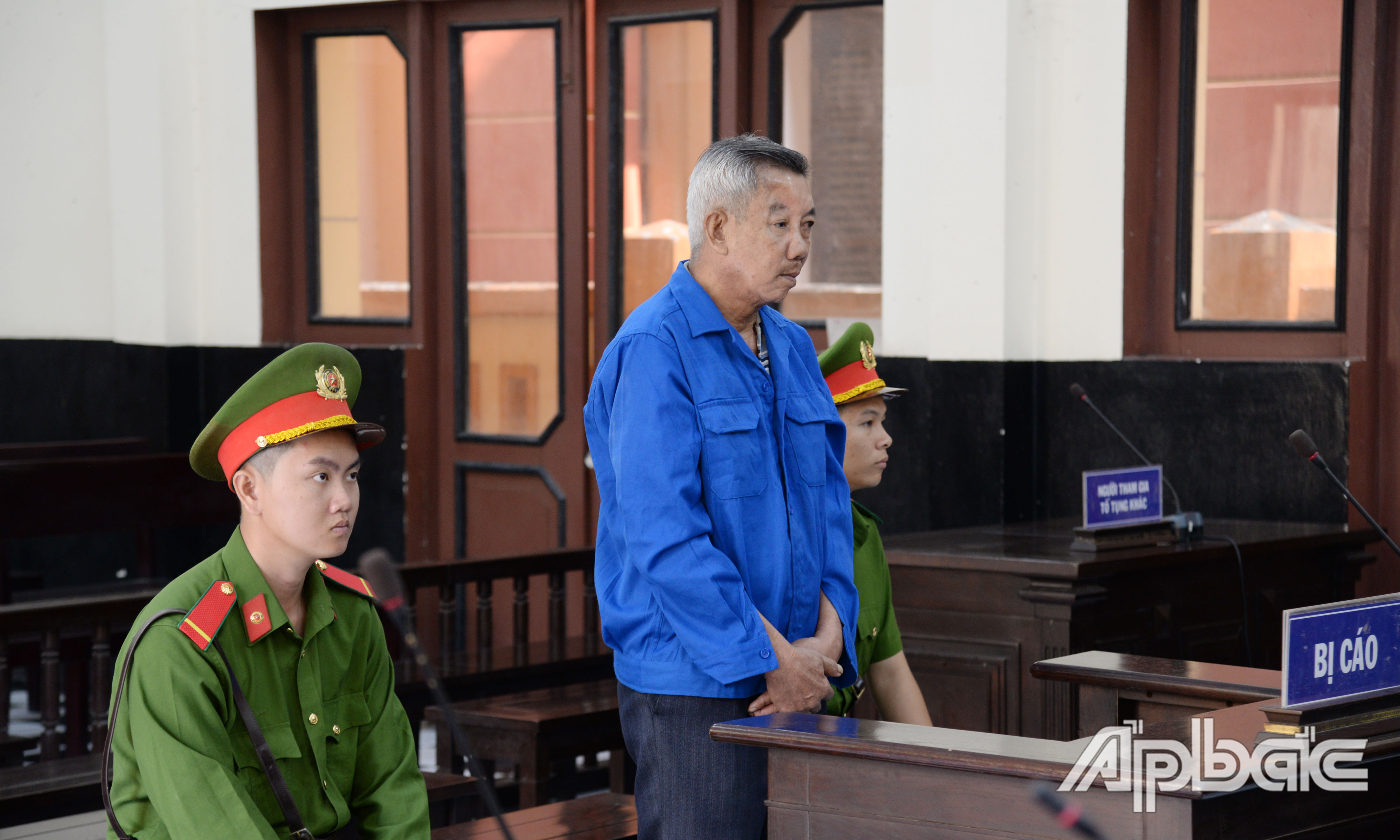 Bị cáo Bê tại phiên tòa.