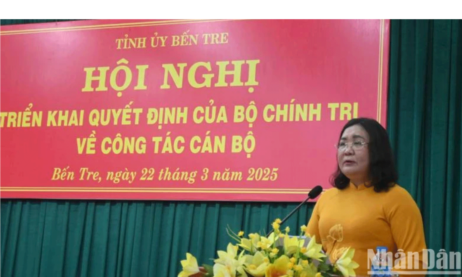 Đồng chí Hồ Thị Hoàng Yến phát biểu nhận nhiệm vụ. (Ảnh: HOÀNG TRUNG)