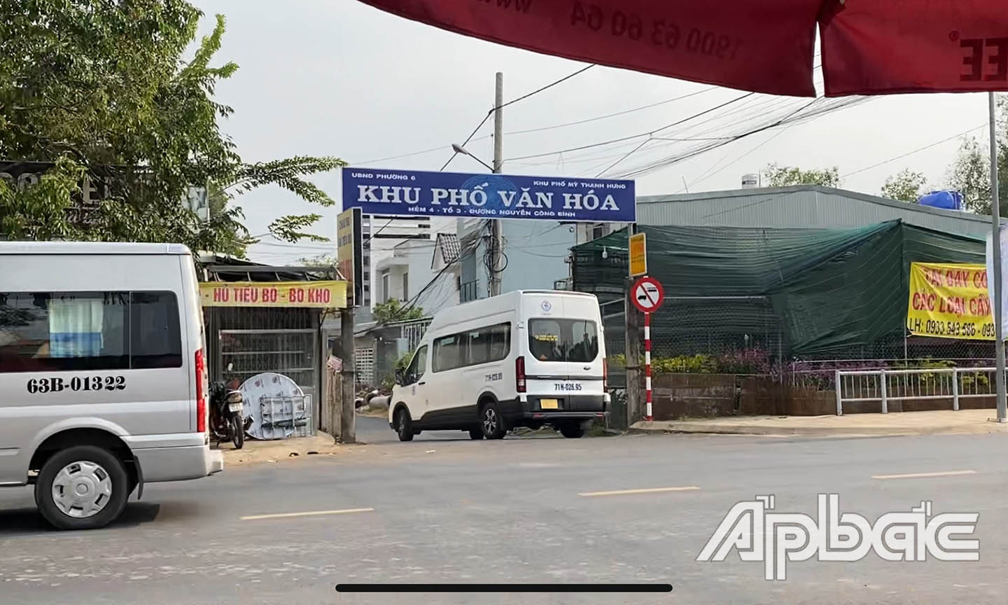 Xe vi phạm do người dân cung cấp.