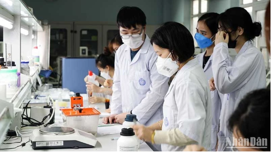 Đại học Quốc gia Hà Nội là cơ sở giáo dục đại học duy nhất ở Việt Nam được THE công nhận về khả năng nghiên cứu giáo dục.